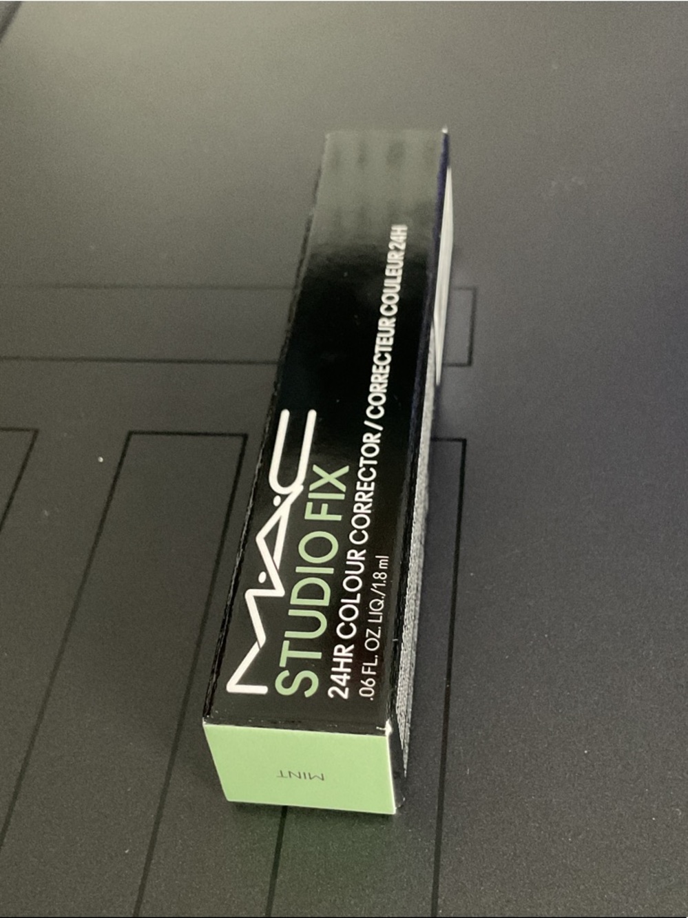 MAC Cosmetics Studio Fix 24HR Colour Corrector - Mint